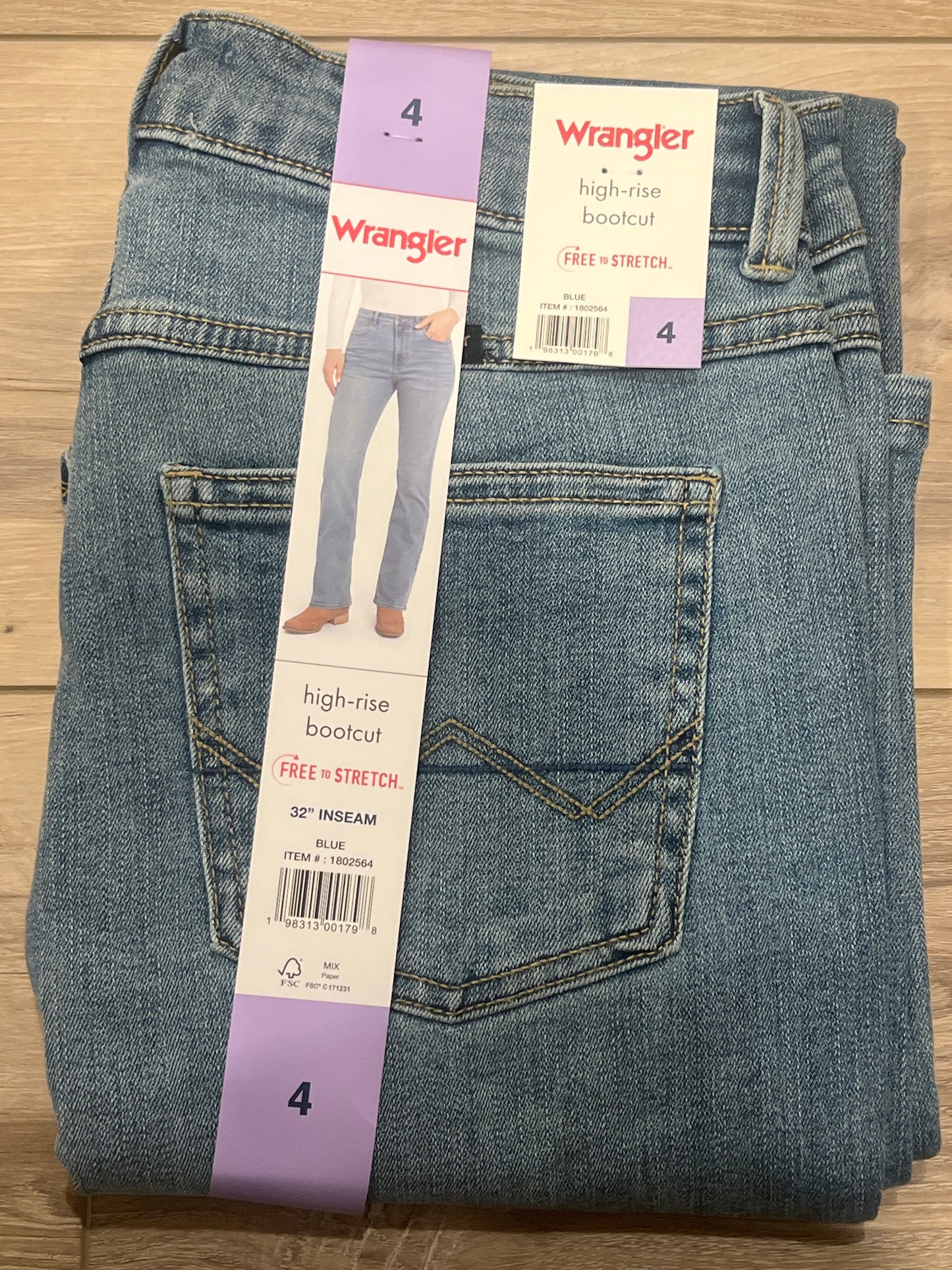 Wrangler Women’s Bootcut Jeans in Light Denim Blue