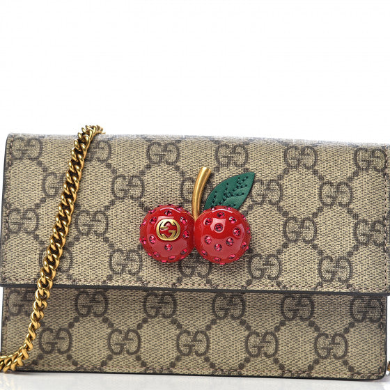 Used] Gucci [GUCCI] GG Supreme Canvas Mini Bag with Cherry Chain Shoulder  Pochette Diagonal Wallet with Sif Crystal Cherry Beige ref.486713 - Joli  Closet