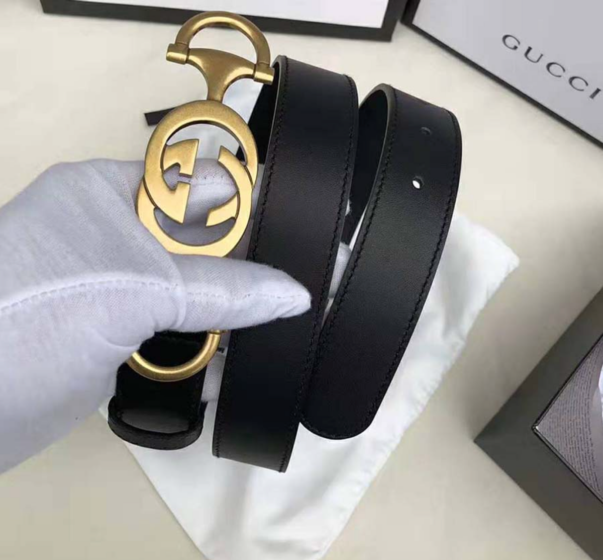 Belt Gucci Louis Vuitton Luxury goods, Gucci Men's Leather Belt, leather,  gucci Belt, men Suit png
