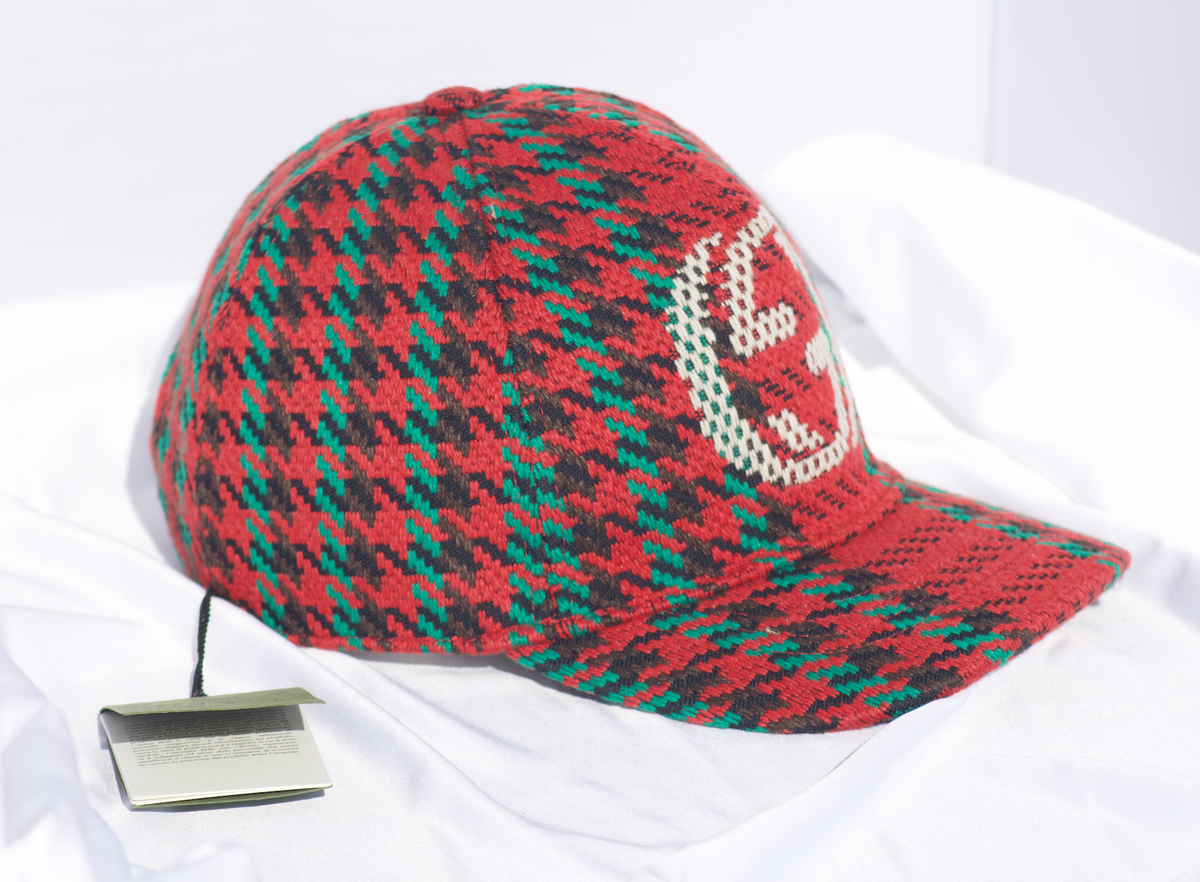Gucci Women\'s Red and Green Patterned Hat Gucci bucket hat with green and red Gucci ribbon band | eBay main image 2