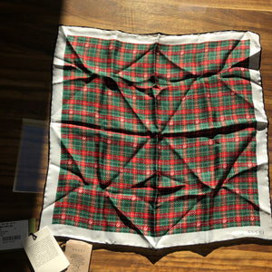 Gucci Check Print Silk Pocket Square in Red and Green
