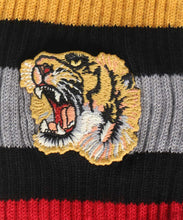 Load image into Gallery viewer, Gucci Little Williams Sports Sock in Black w/ Tiger Appliqué