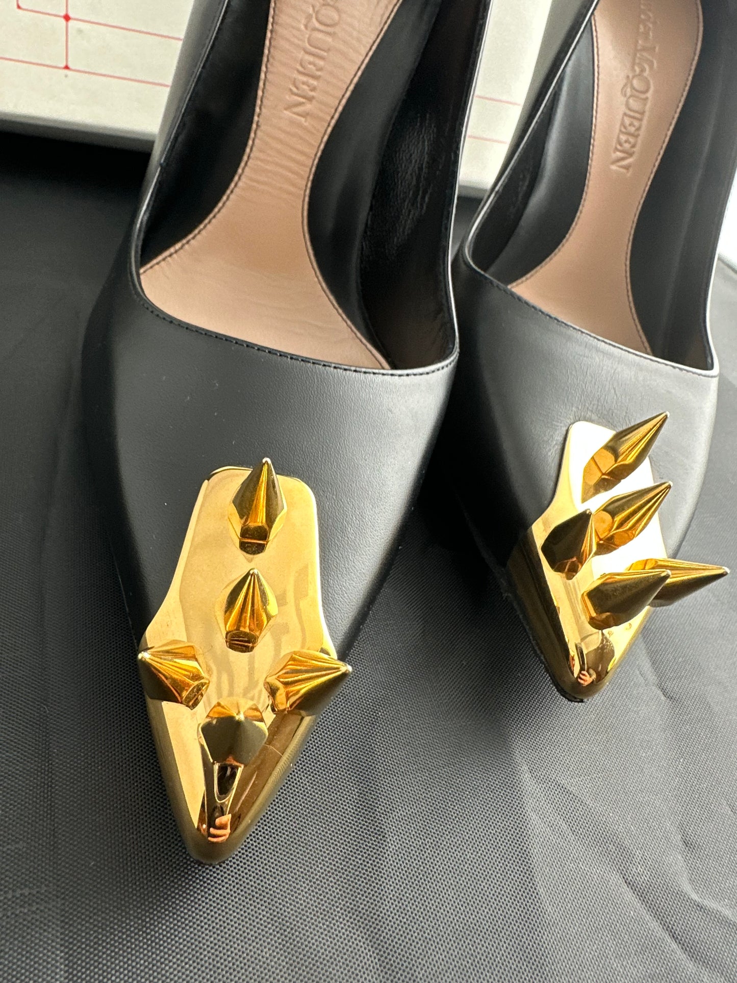 Alexander McQueen Punk Stud Embellished Black Leather Pumps
