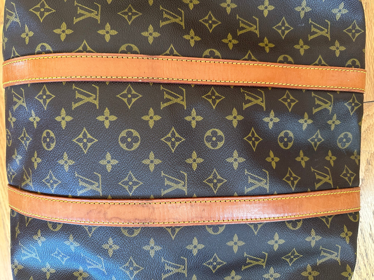 PREOWNED Authentic Louis Vuitton Keepall Bandoulière 50 (with Strap and Dustbag)