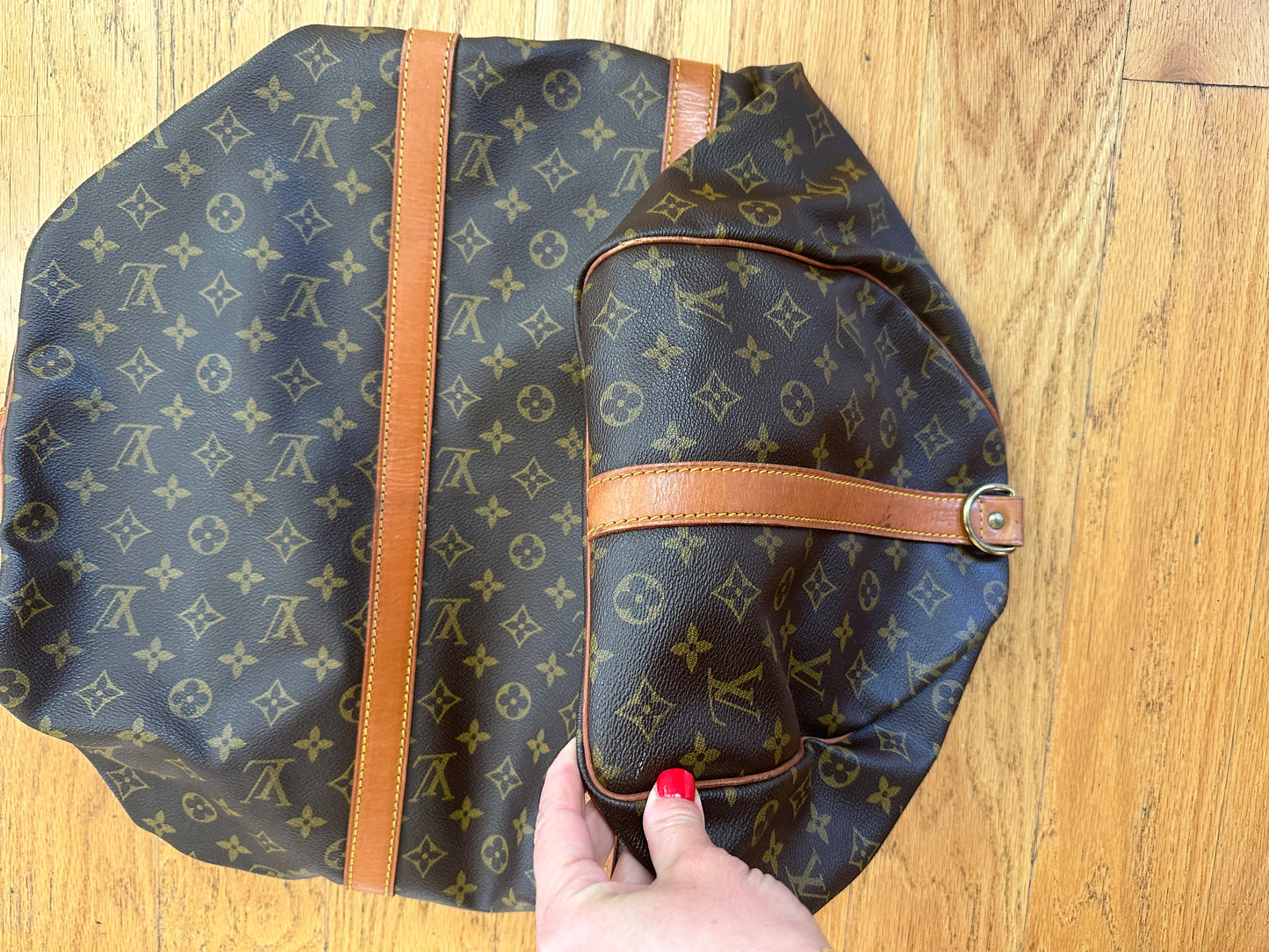 PREOWNED Authentic Louis Vuitton Keepall Bandoulière 50 (with Strap and Dustbag)