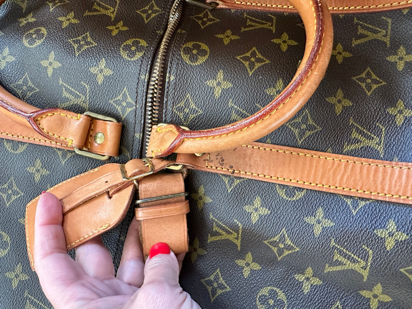 PREOWNED Authentic Louis Vuitton Keepall Bandoulière 50 (with Strap and Dustbag)