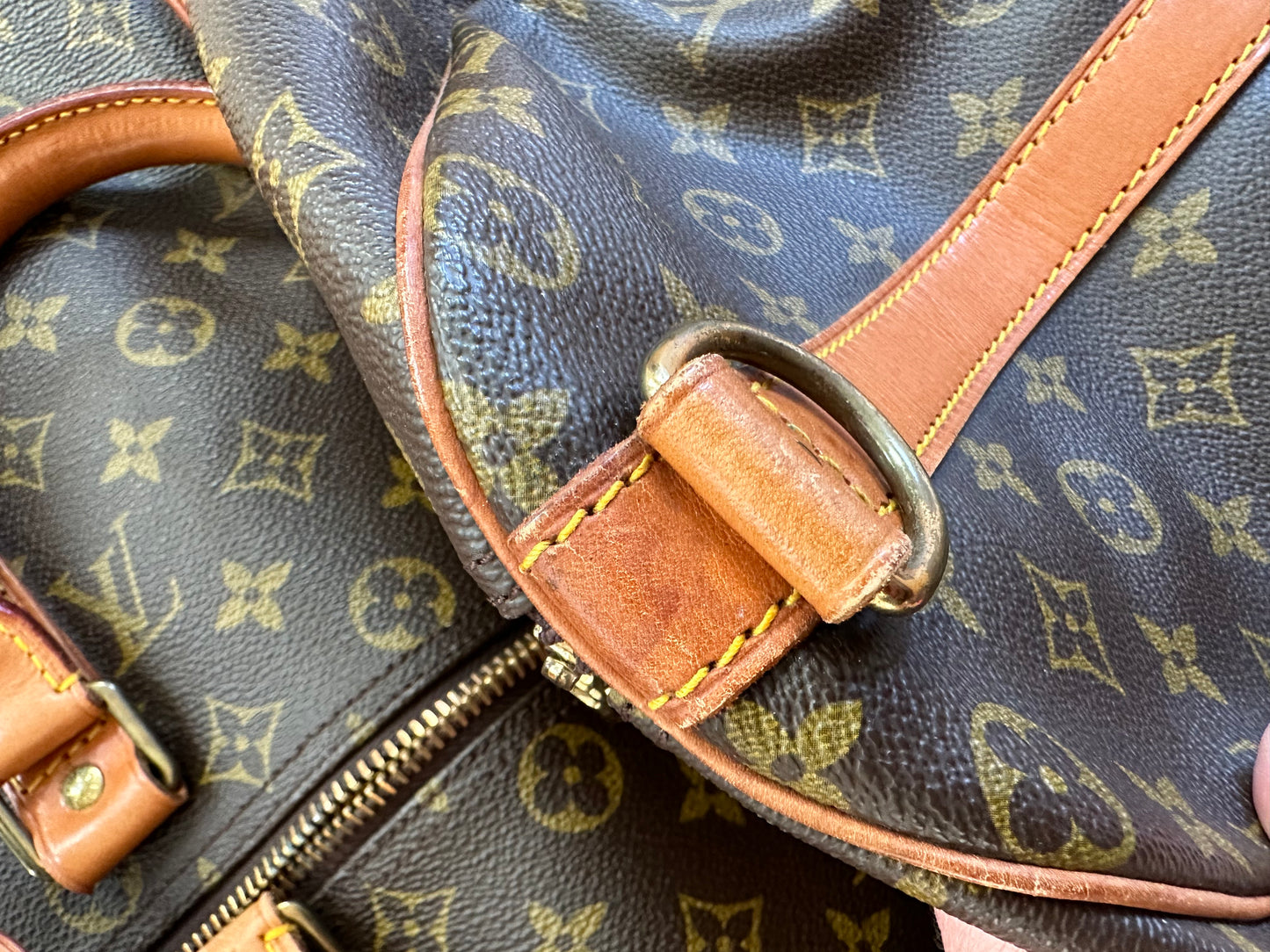 PREOWNED Authentic Louis Vuitton Keepall Bandoulière 50 (with Strap and Dustbag)