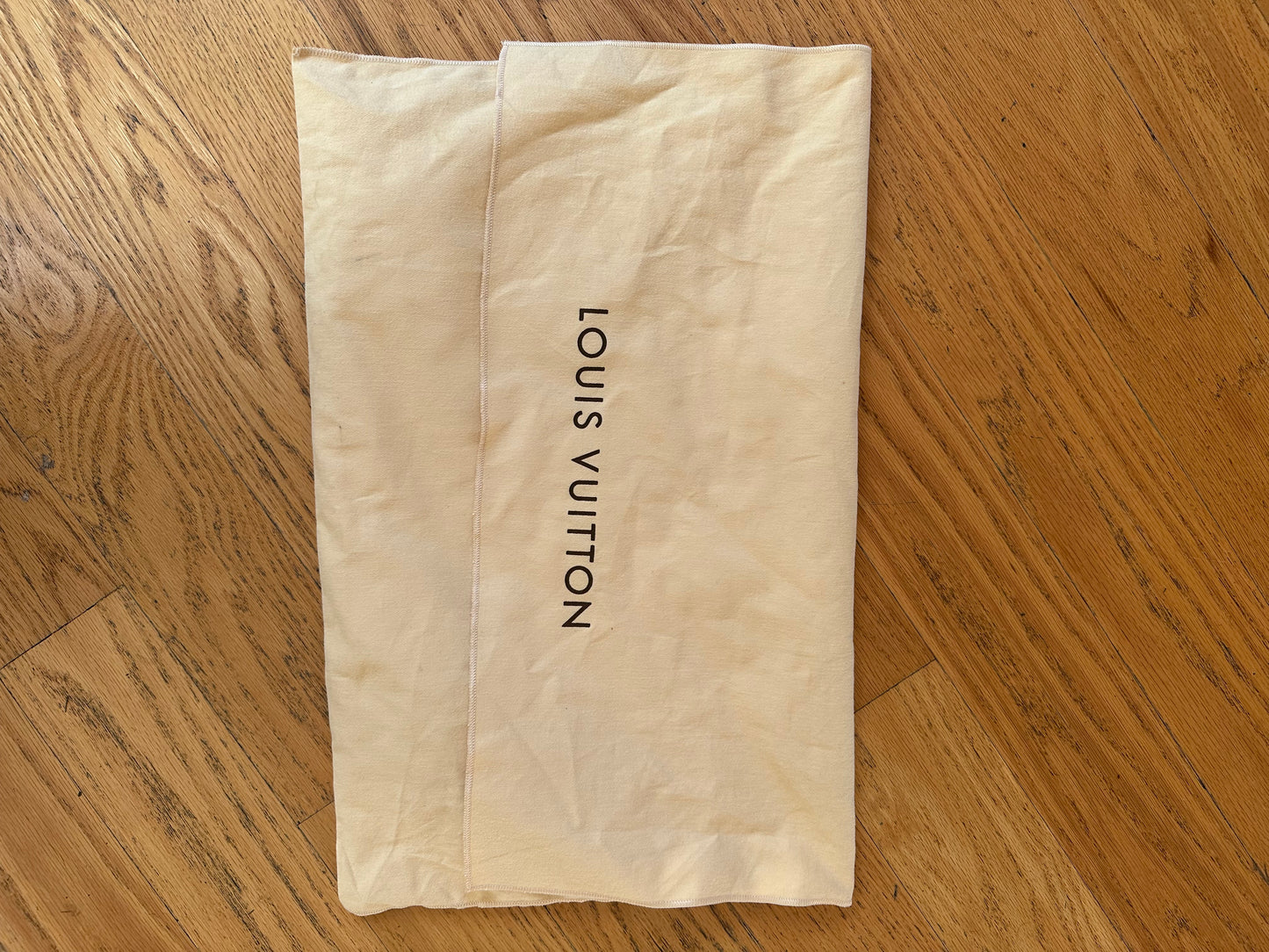 PREOWNED Authentic Louis Vuitton Keepall Bandoulière 50 (with Strap and Dustbag)