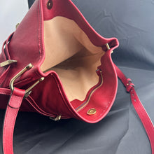 Load image into Gallery viewer, Gucci Interlocking GG 1955 Horsebit Collection Shoulder Bag in Red Leather