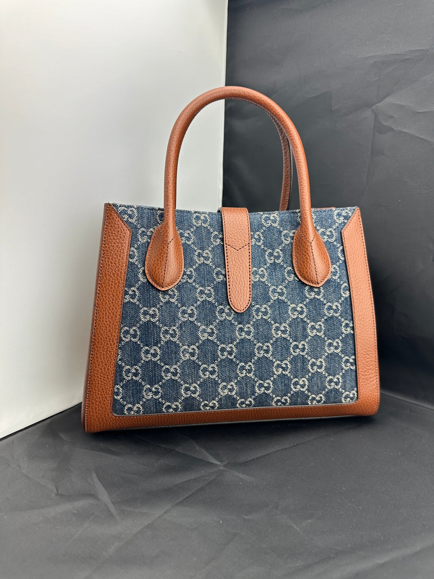 Gucci Jackie 1961 Medium Tote Bag in Denim