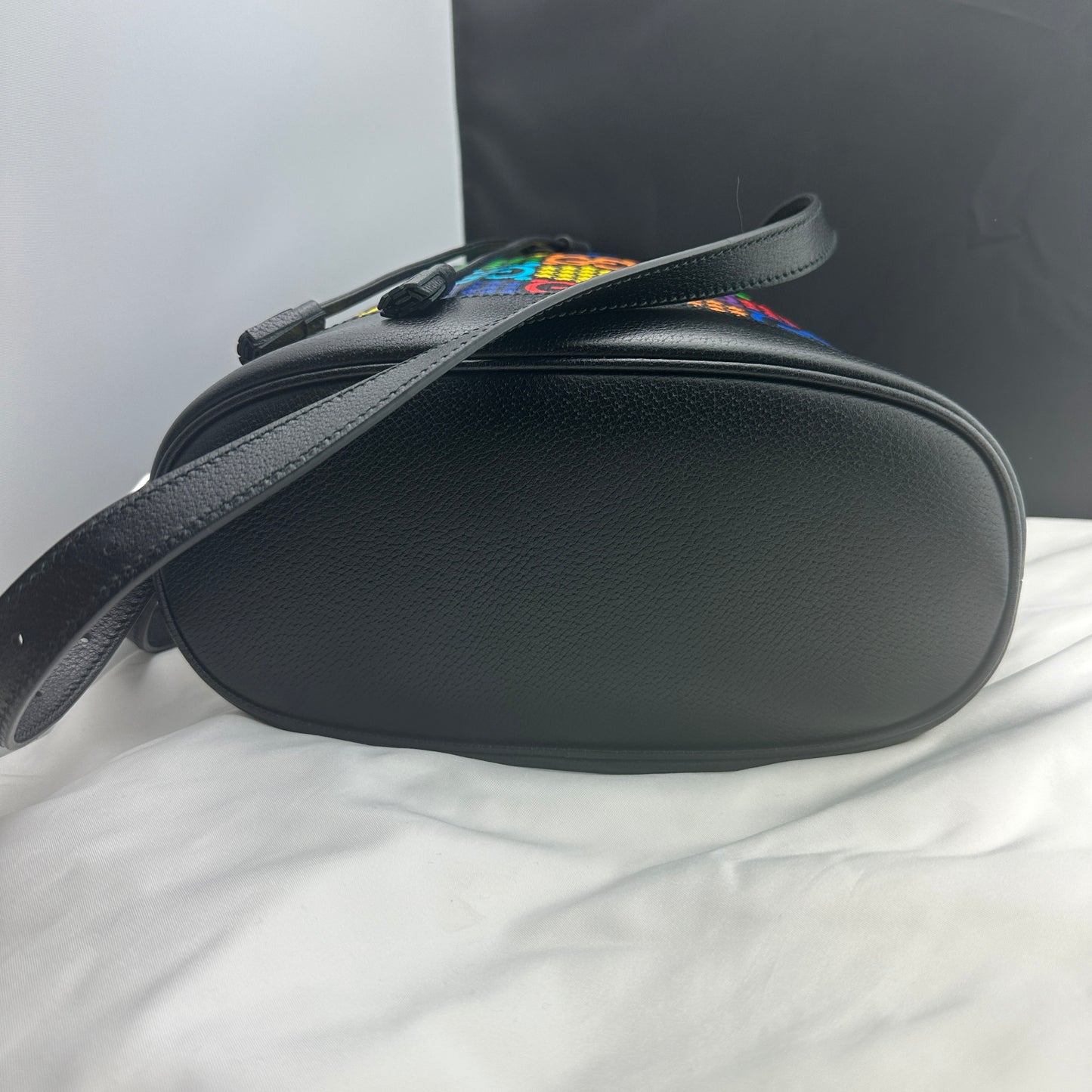Gucci Supreme Psychedelic Bucket Bag in Black