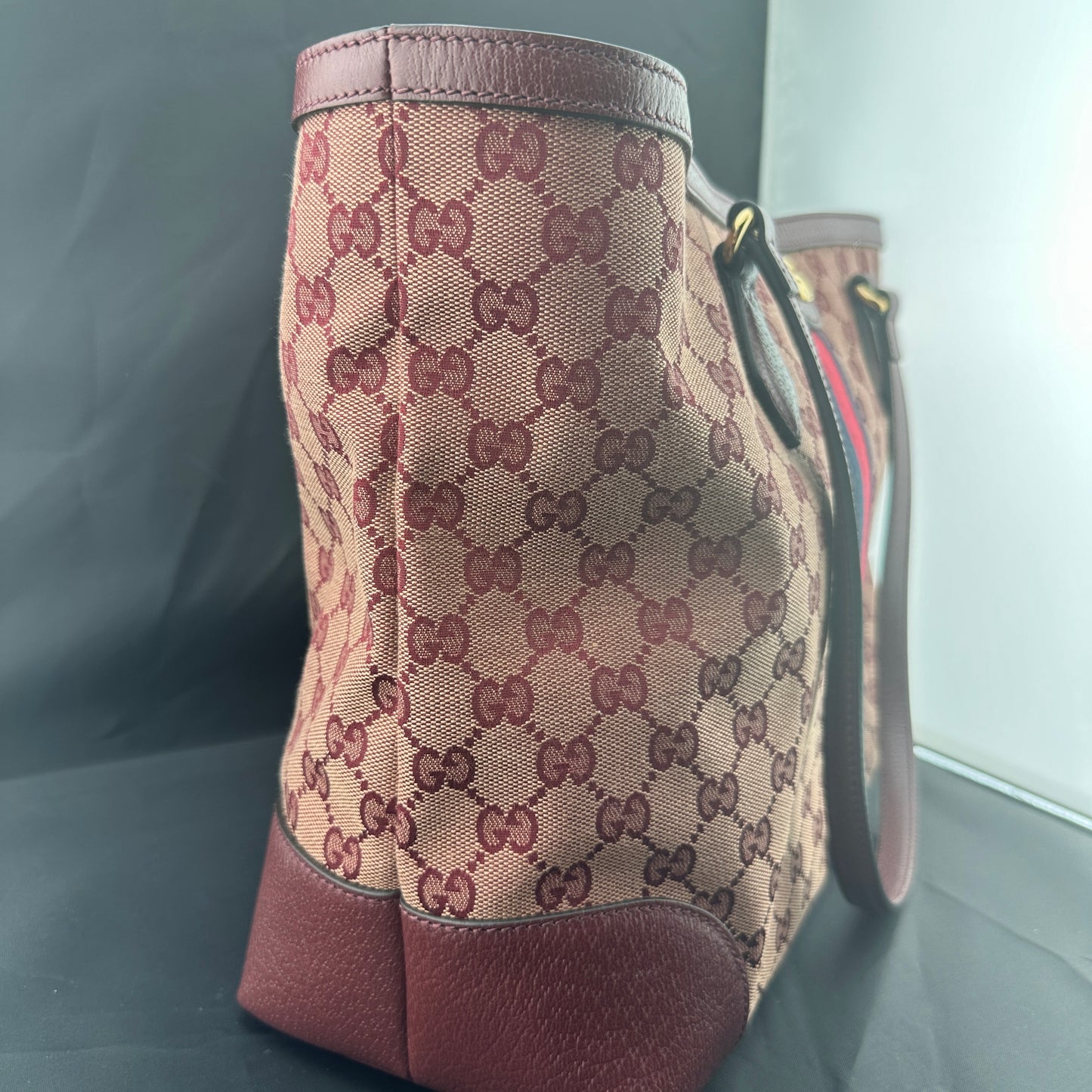 Gucci Ophidia Medium Tote Bag in Burgundy