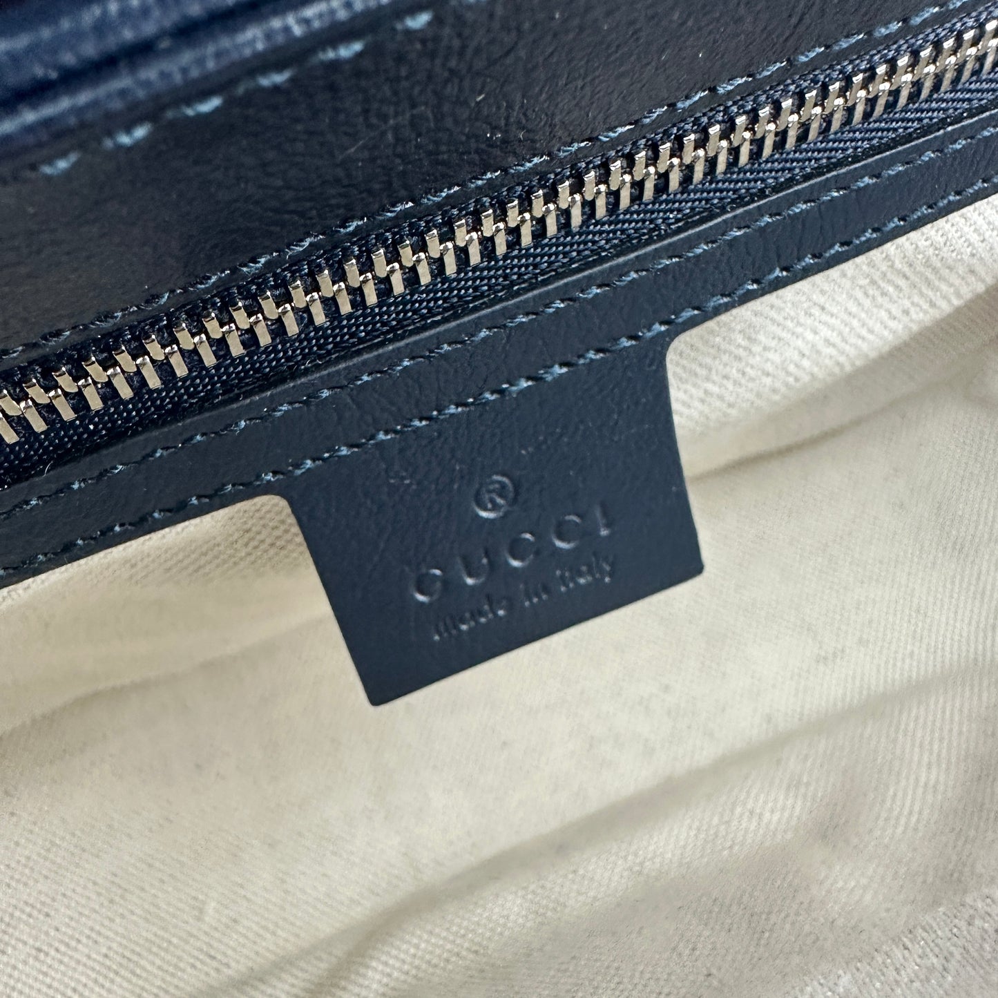 Gucci GG Marmont Shoulder Bag in Pink with Real Authentication Certificate