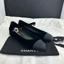 Load image into Gallery viewer, Chanel Velvet Grosgrain Mary Jane Flats