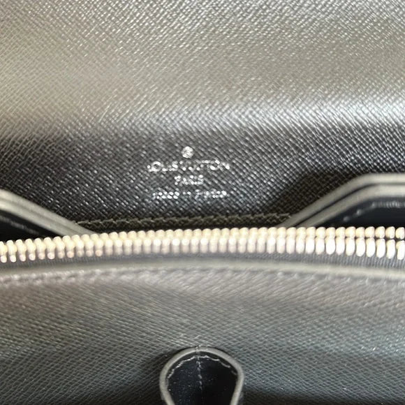 PREOWNED Authentic Louis Vuitton Briefcase