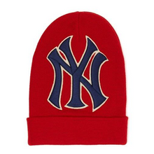 Load image into Gallery viewer, Gucci NY Yankees Embroidered Wool Beanie in Red