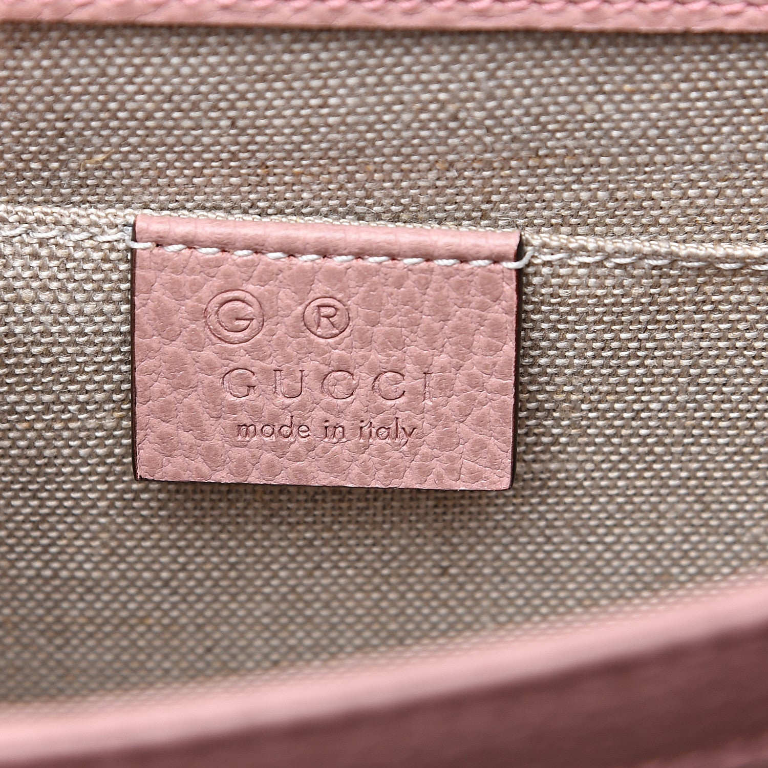Gucci Crossbody Interlocking G Leather Small Soft Pink