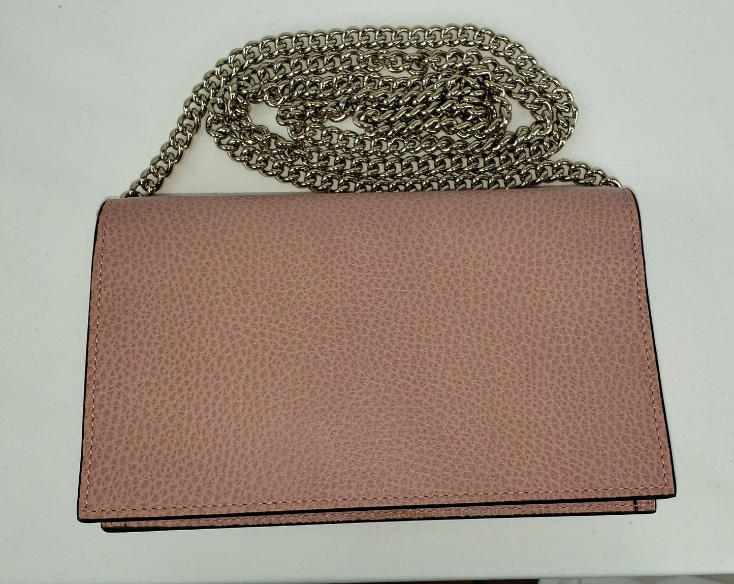 Gucci Crossbody Wallet on a Chain in Pink