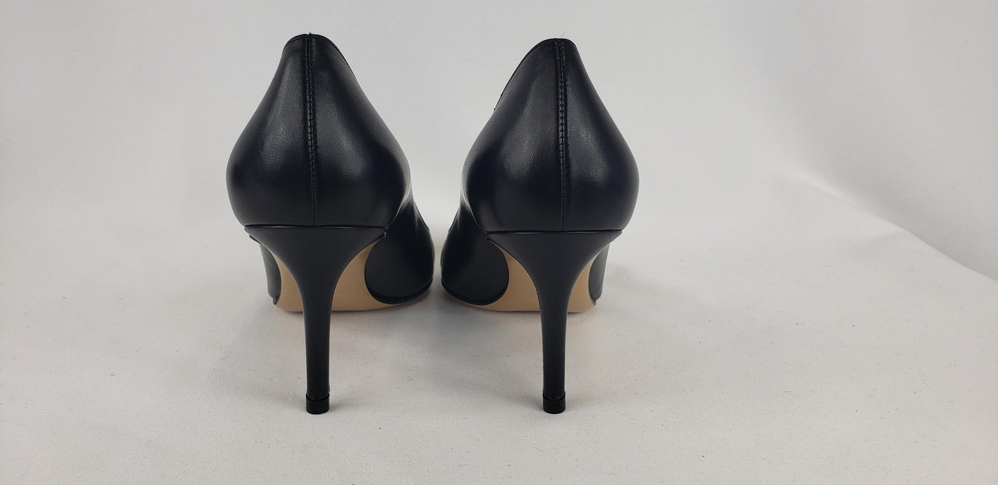 Salvatore Ferragamo Airola Pump Heel in Black