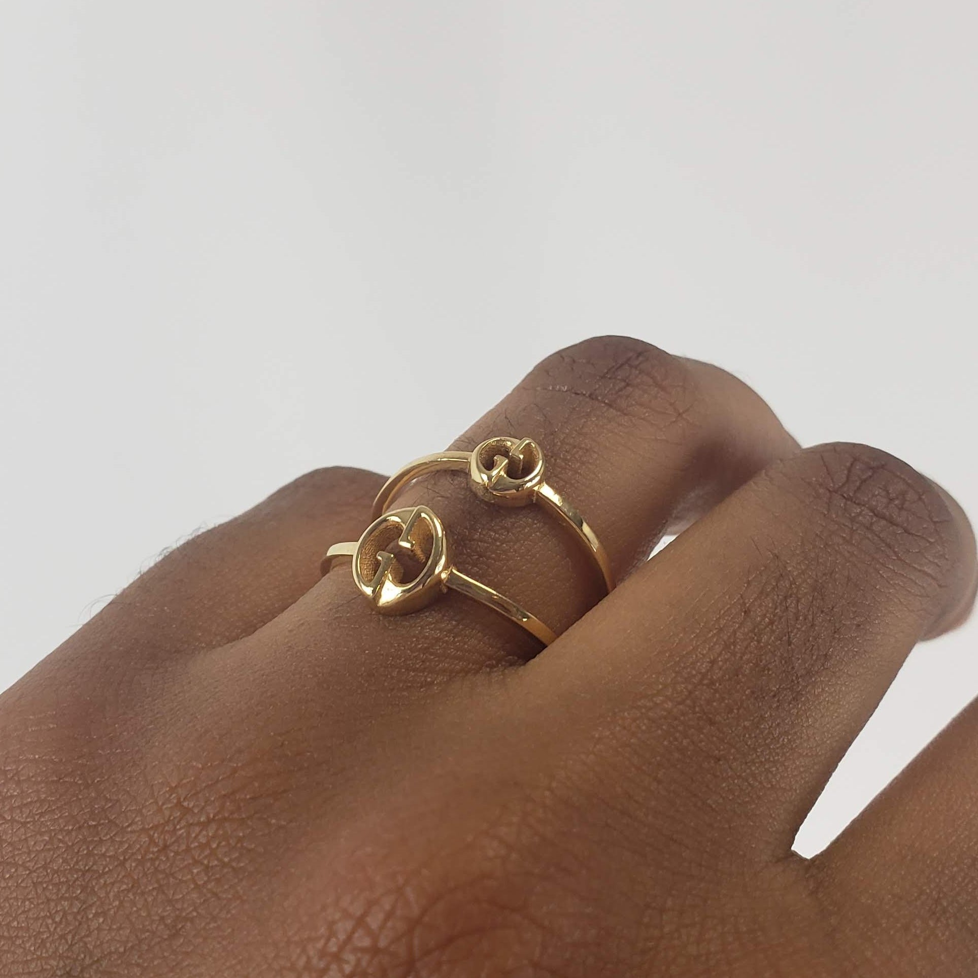 Gucci Resin Geometric Signet Ring - Gold-Tone Metal Cocktail Ring, Rings -  GUC1348477