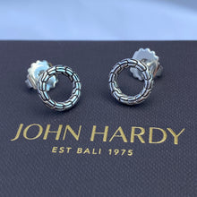 Load image into Gallery viewer, John Hardy Carved Chain Stud Earring