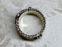 Load image into Gallery viewer, Gucci Metallic Garden Silver Ring in Sterling Silver 925