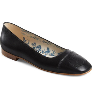 Gucci Leather Ballet Flats in Black with Interlocking GG