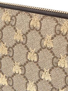 Gucci GG Supreme Bees Zip Around Wallet in Beige