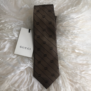 Gucci GG Striped Silk-jacquard Tie in Brown