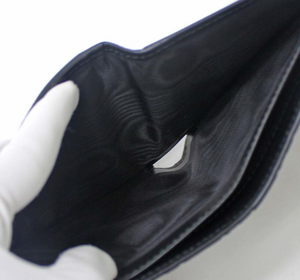 GUCCI Interlocking GG Black Leather Bifold Wallet