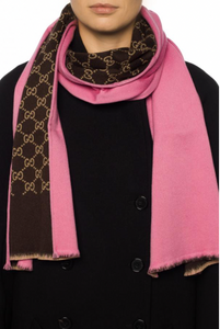 Gucci GG Reversible Wool Scarf in Pink
