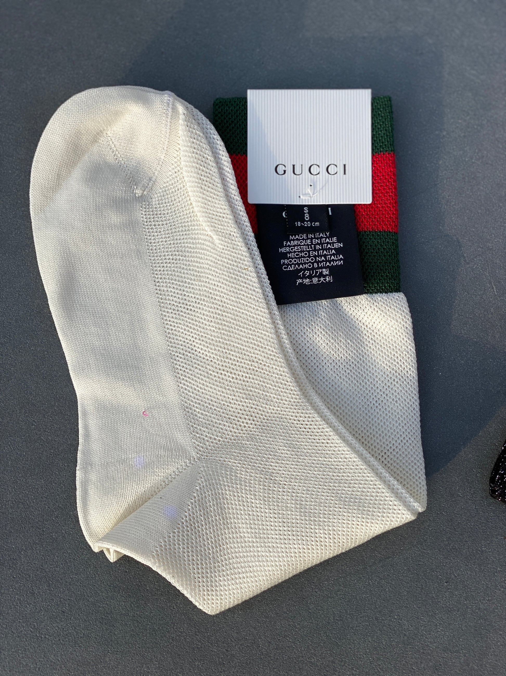 Gucci Mesh Cotton Socks with Web in White with Green and Red Stripe –