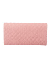 Load image into Gallery viewer, Gucci Microguccissima Continental Wallet in Soft Pink