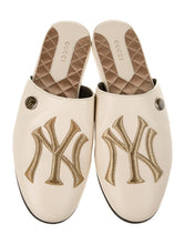 Load image into Gallery viewer, Gucci 2018 NY Yankees Slides in Ivory