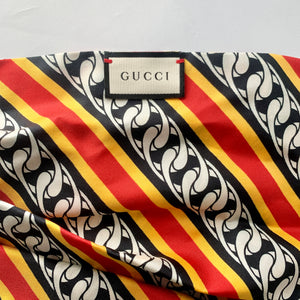 Gucci Sin Chain Print Pleated Neck Scarf in Red and Black