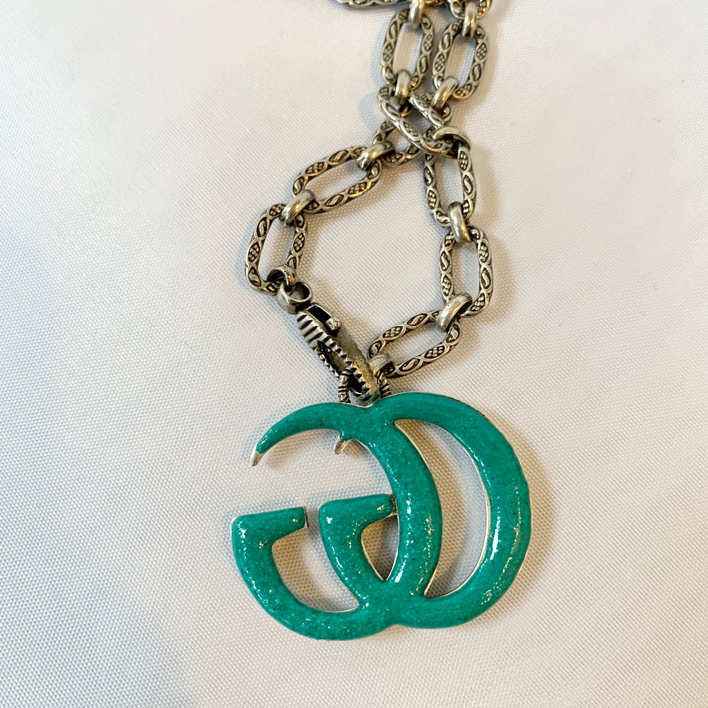 Gucci Marmont Double G Flower Necklace in Blue and Silver