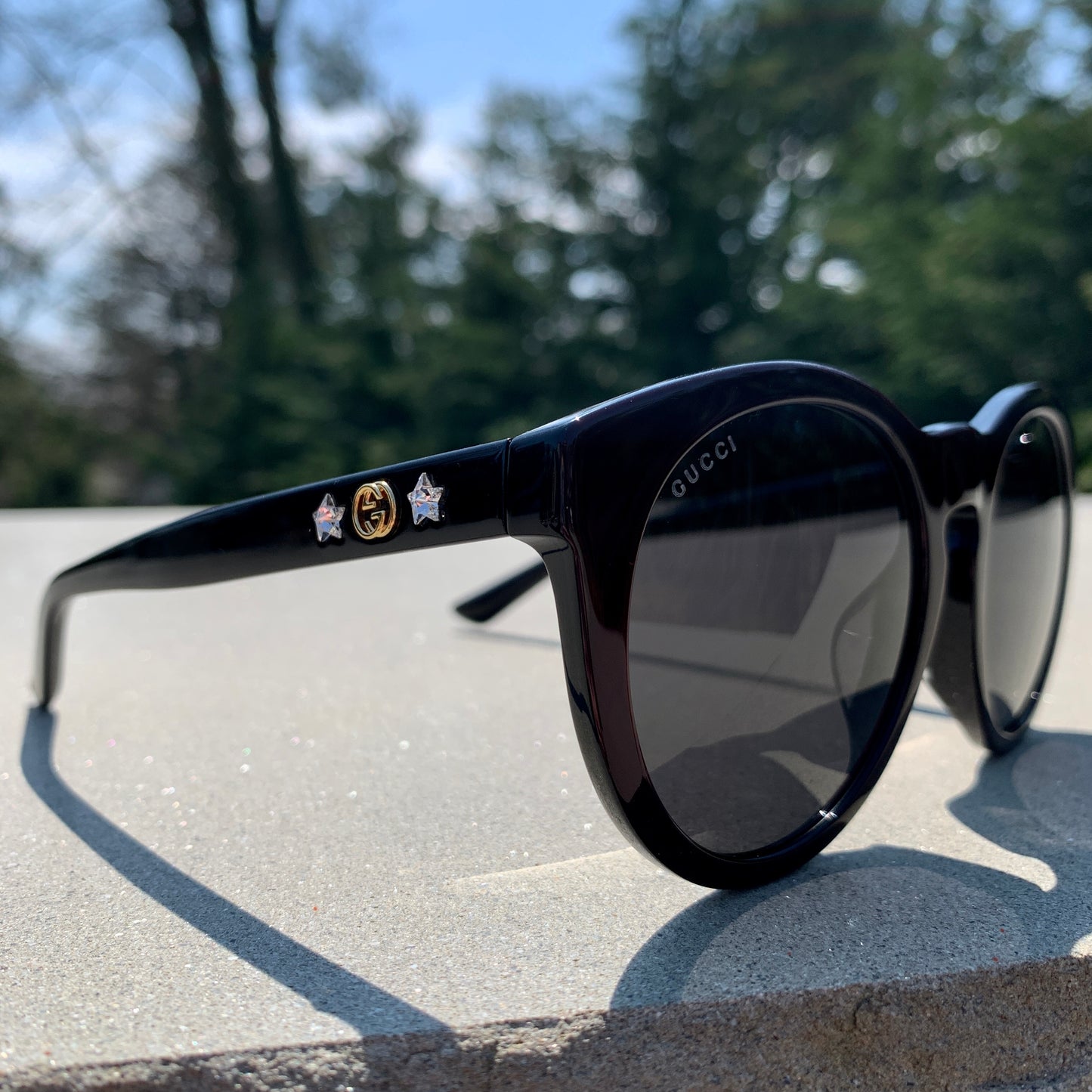 Gucci Round Frame GG Star Sunglasses in Red