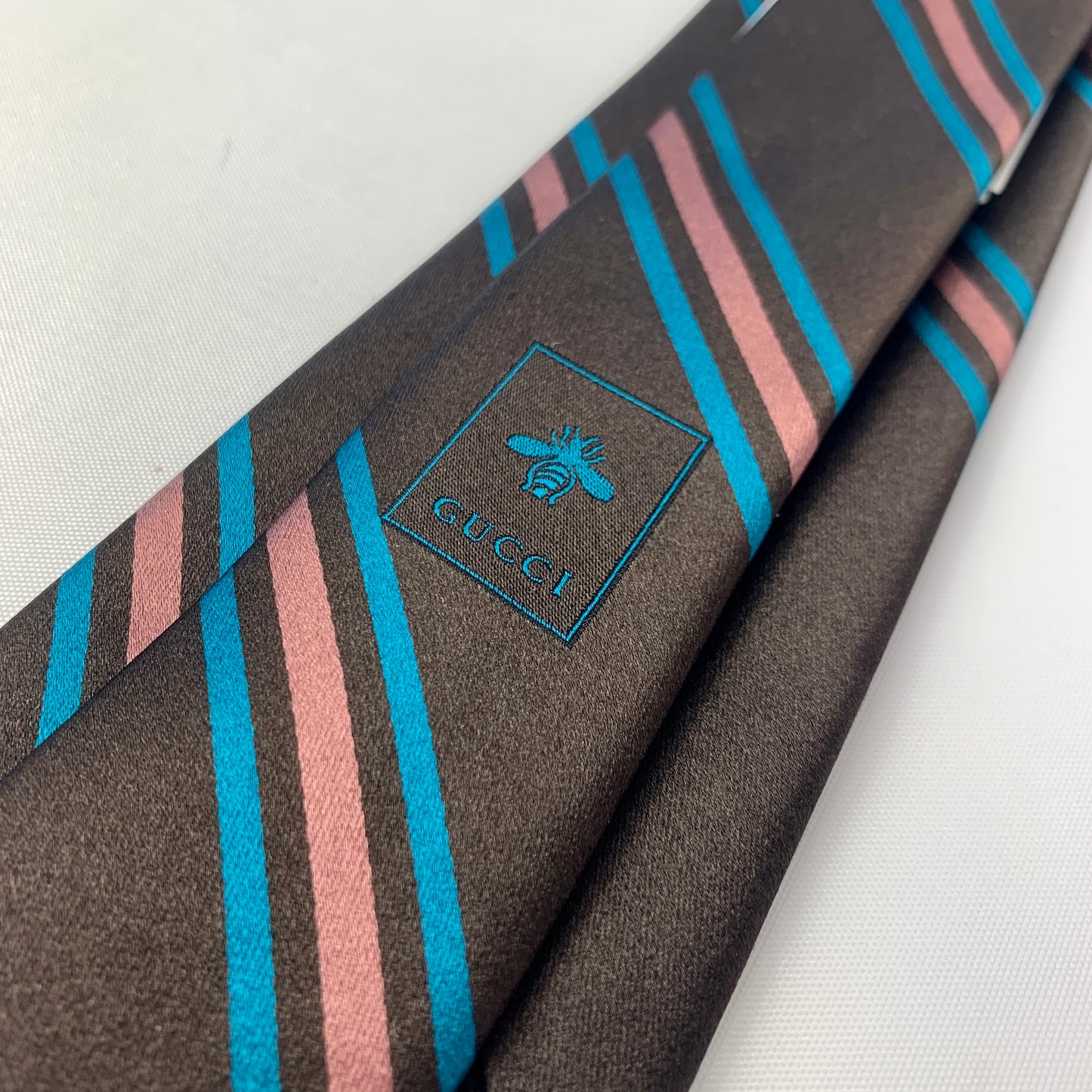 Gucci Gimental Striped Silk Tie in Brown