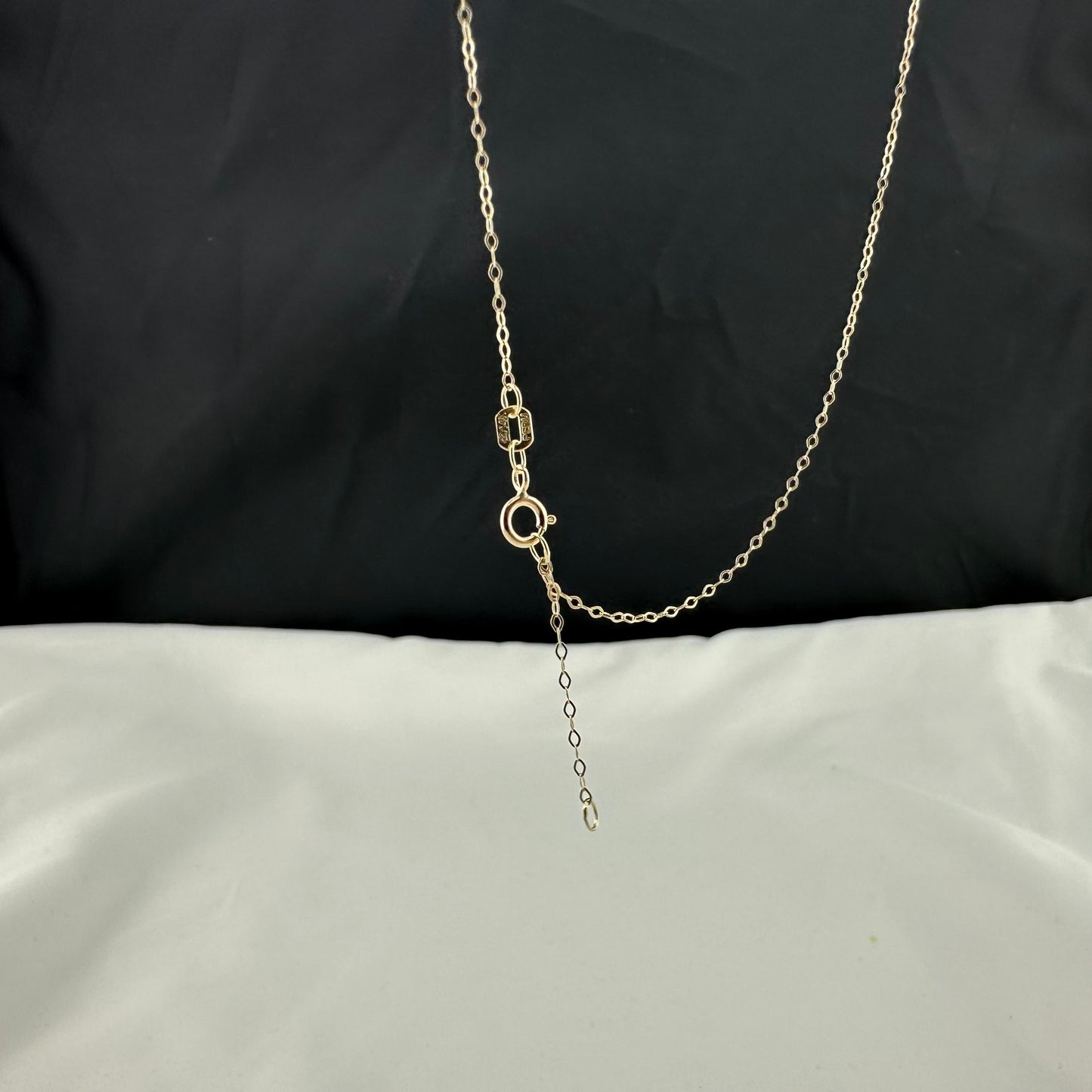 Gavriel Interlocking Circle Necklace in 14K Gold
