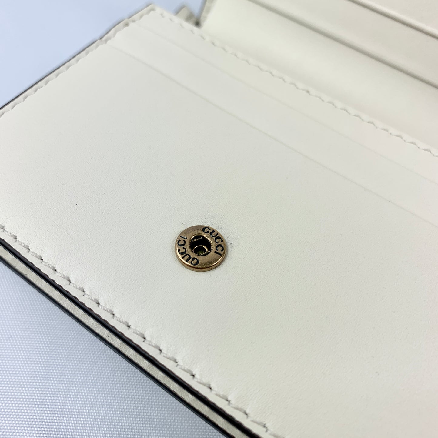 Gucci Signature Card Case with Cherries in White