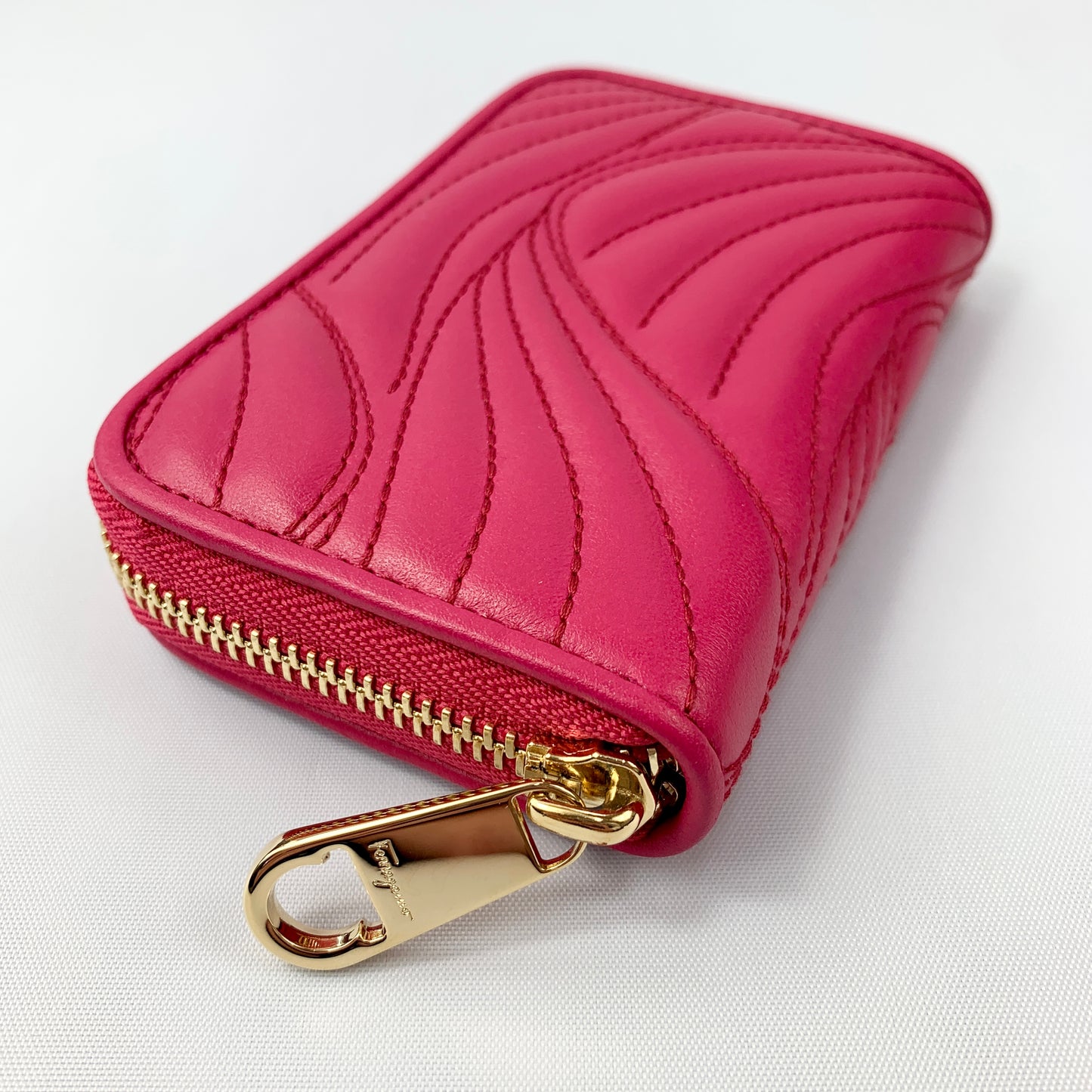 Salvatore Ferragamo Leather Change Purse in Begoni