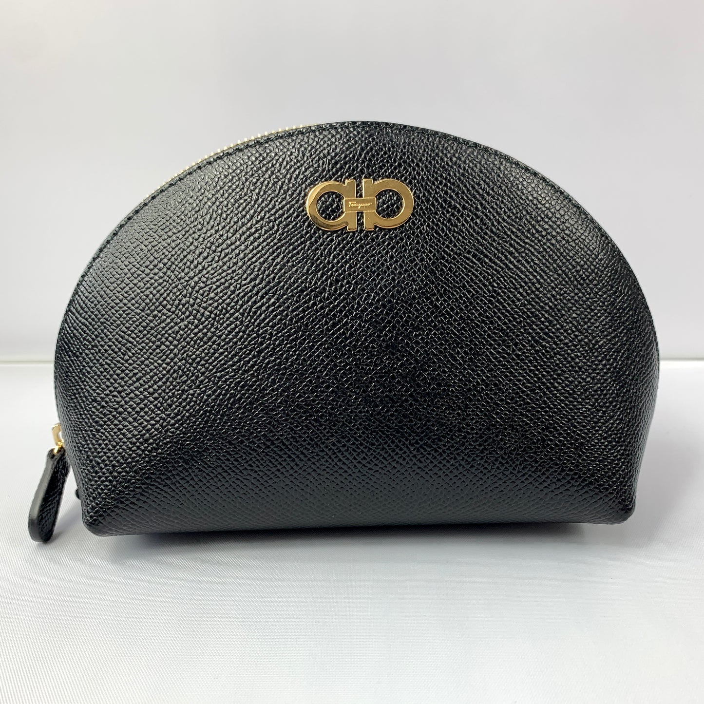 Salvatore Ferragamo Cosmetic Zip Pouch in Nero