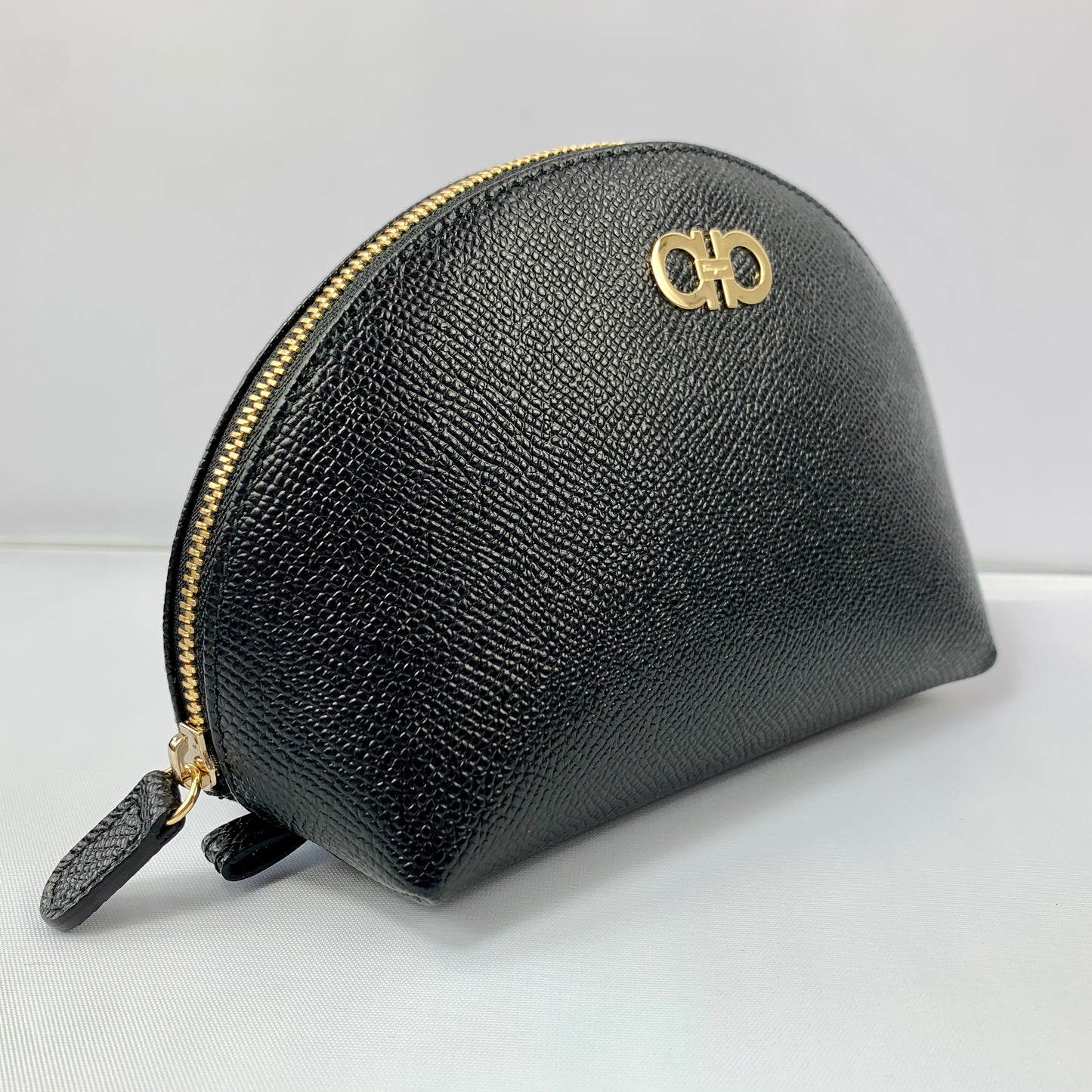 Salvatore Ferragamo Cosmetic Zip Pouch in Nero