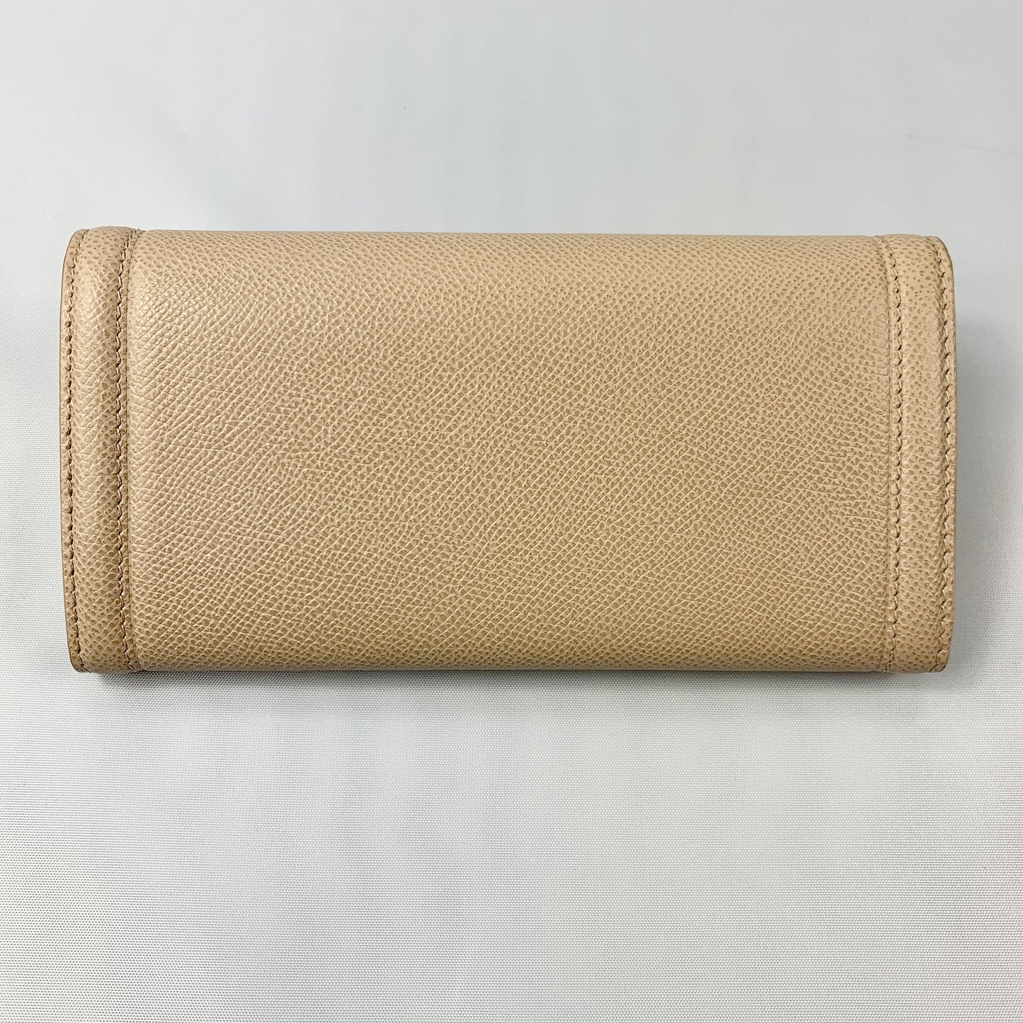 Salvatore Ferragamo Vara Bow Long Wallet in Macadamia Beige