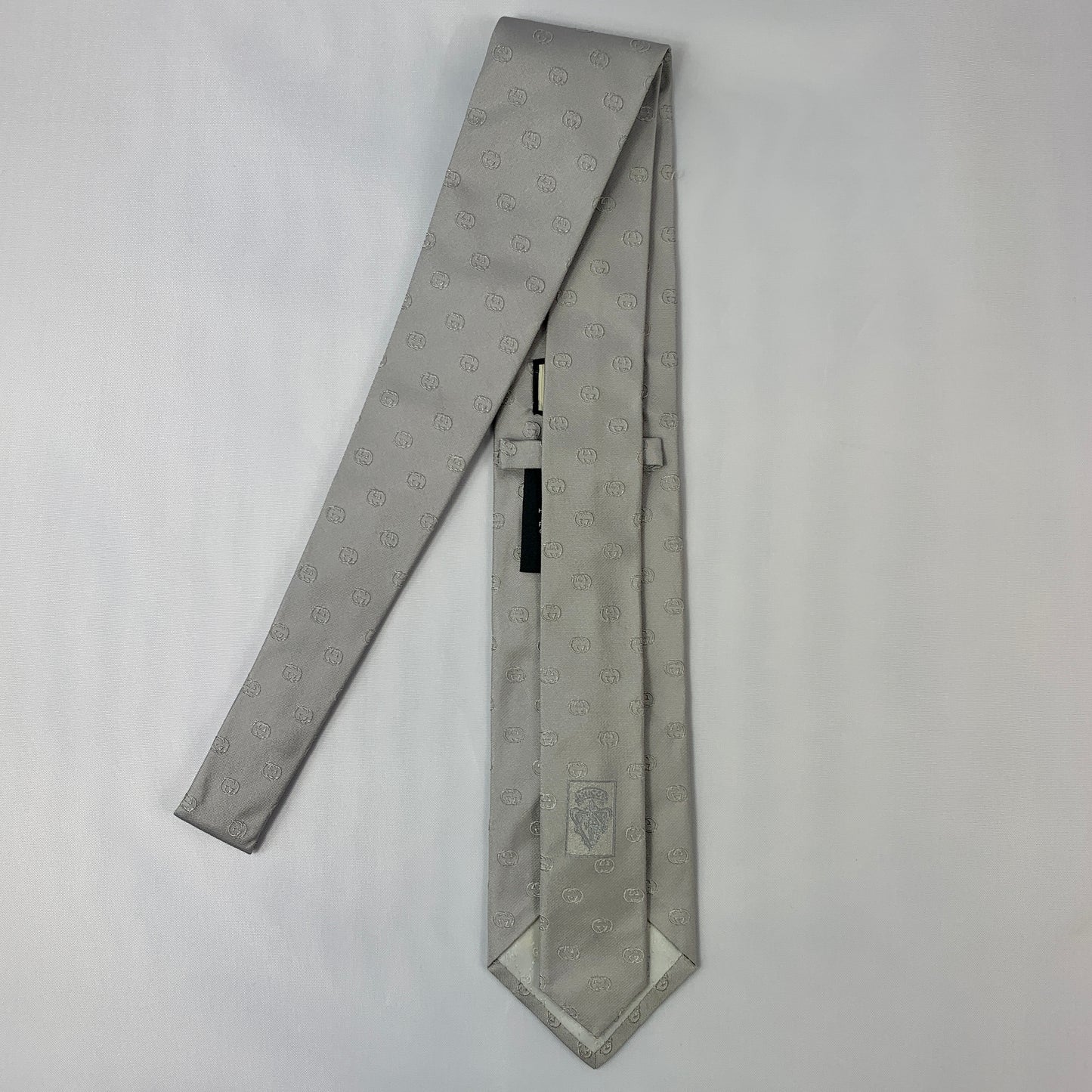 Gucci GG Print Jaylen Silk Tie in Zinc