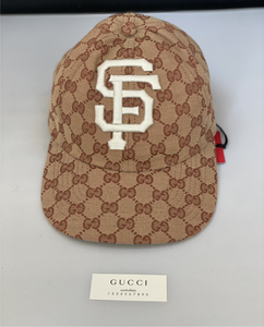 Gucci Interlocking GG Supreme Baseball Hat