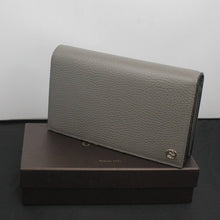 Load image into Gallery viewer, Gucci Crossbody Wallet on a Chain in Gray