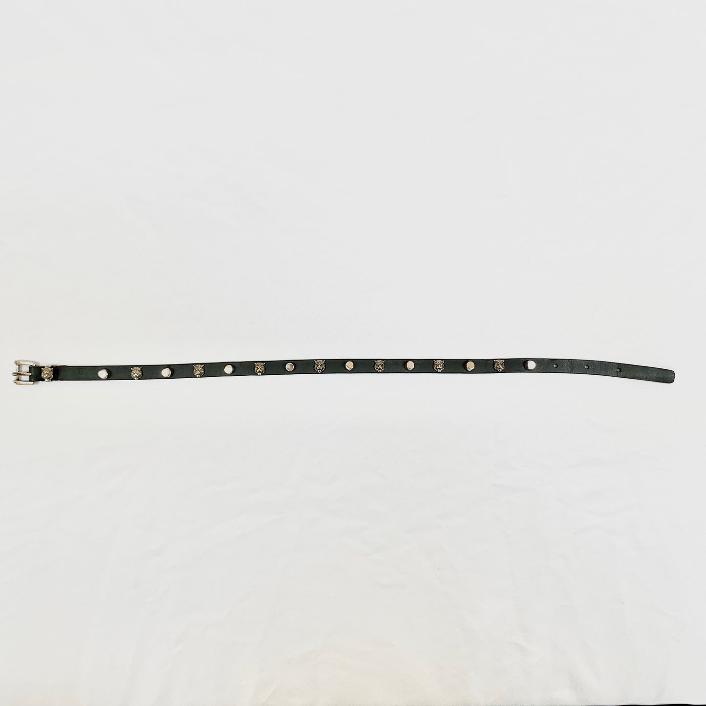 Gucci Studded Feline Head Leather Wrap Bracelet in Black