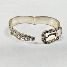 Load image into Gallery viewer, Gucci Garden Metal Striped Buckle Bracelet in Sterling Silver