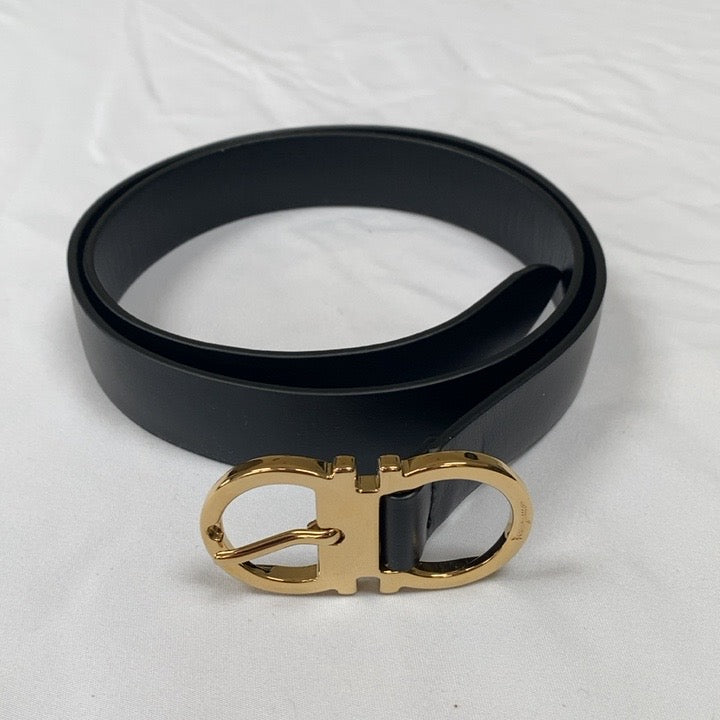 Salvatore Ferragamo Gancini Buckle Belt in Nero